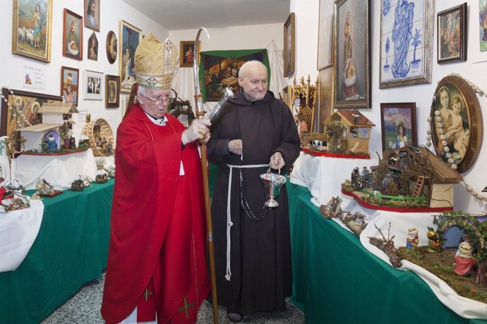 El cardenal Cañizares junto a Fray Conrado