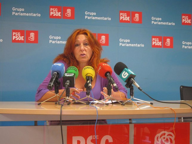 La diputada del PSdeG Carmen Acuña