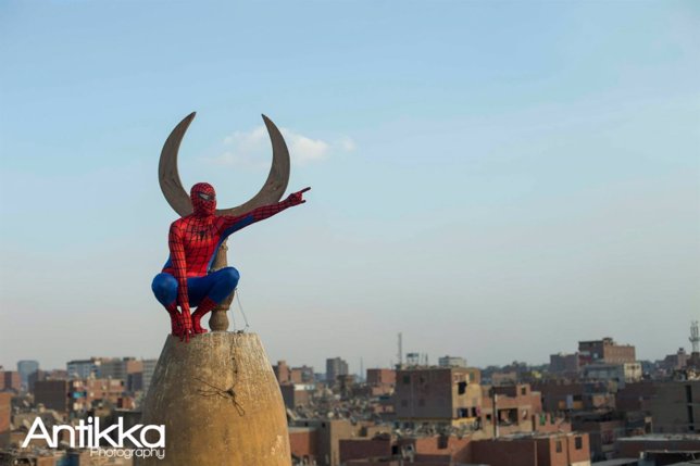 Spiderman en las calles de El Cairo
