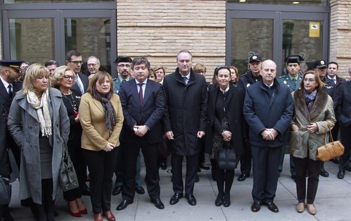 Fabra en minuto silencio 