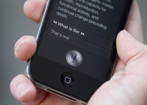 Una niña de dos años salva la vida de su madre gracias a Siri