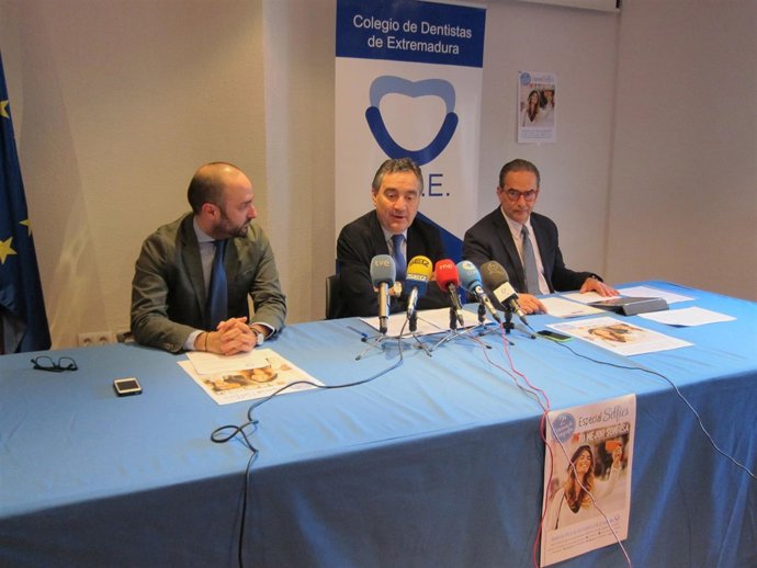 Responsables del Colegio de Dentistas de Extremadura