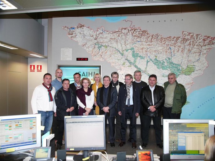 La CHE recibe habitualmente visitas de expertos de distintos países