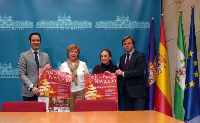 Criado (izda.) durante la presentación