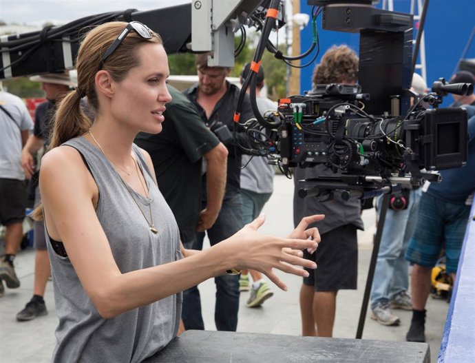 Angelina Jolie dirige  Invencible (Unbroken)