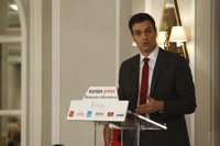 Pedro Sánchez plantea suspender los ingresos de las quinielas a los clubes de fútbol que no luchen contra la violencia