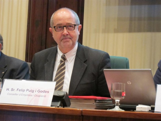  El Conseller F.Puig En El Parlament 