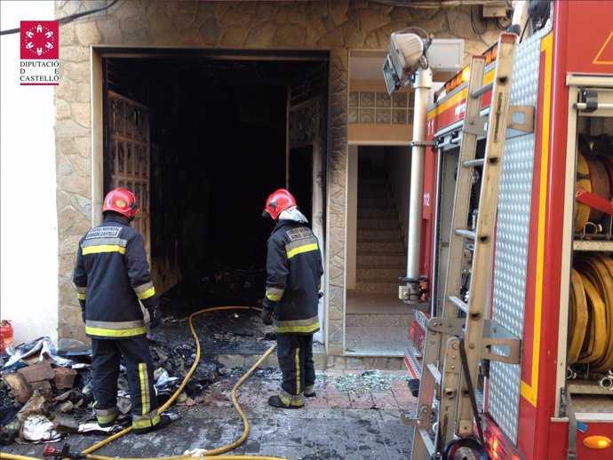 Estado de la vivienda de Torreblanca donde ha fallecido una mujer en un incendio