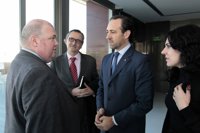 Bauzá anuncia "la mejora normativa" del Decreto de atención temprana para iniciar los tratamientos "lo antes posible"