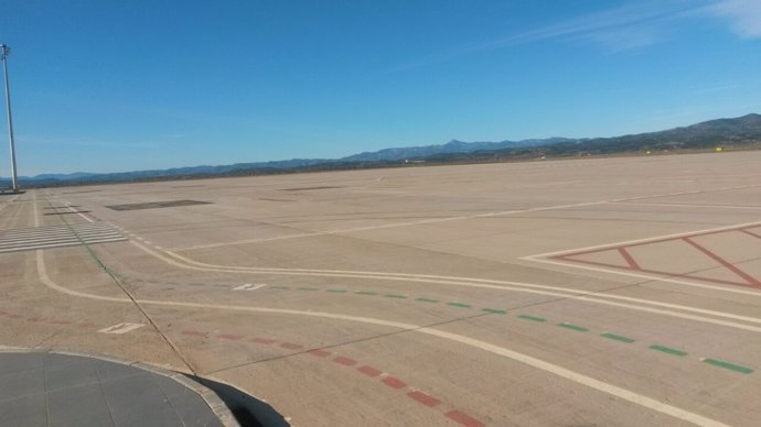 Pista del aeropuerto de Castellón que podría recibir el primer avión en breve