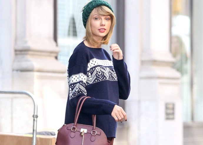 TAYLOR SWIFT