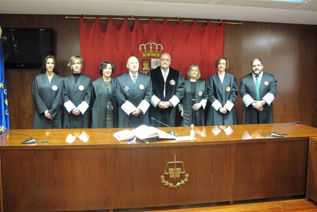 Las cuatro magistradas que integran la sala de gobierno del TSJN.