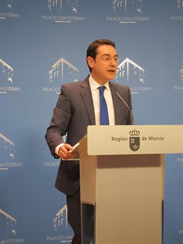 El portavoz del Gobierno regional, José Gabriel Ruiz