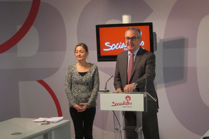 Tóvar y Rodríguez en rueda de prensa