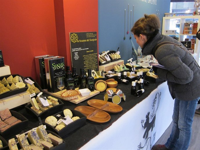 ‘Mercado Del Jardín De Las Delicias’ En Salamanca