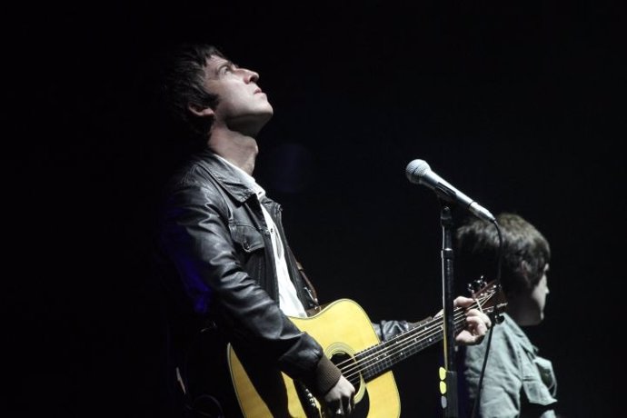 Noel Gallagher tiene canciones inéditas de Oasis