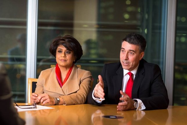 Shriti Vadera y Nathan Bostock, Santander UK