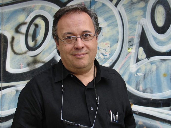 El periodista y escritor Joan Barril