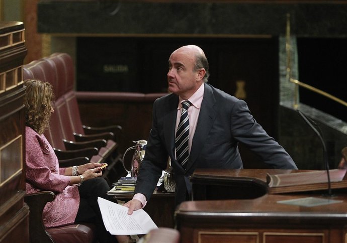 Luis de Guindos en el Congreso