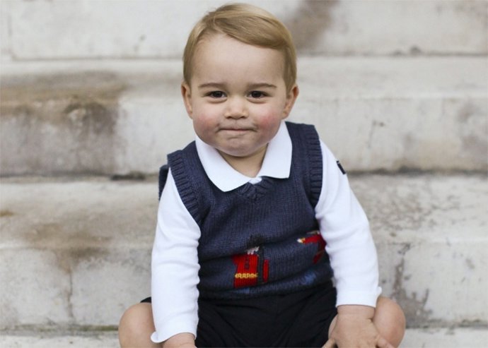 El posado navideño del pequeño príncipe Jorge 
