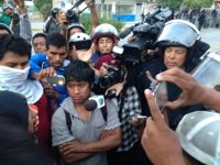 Varios policías heridos en el enfrentamiento con 'normalistas'