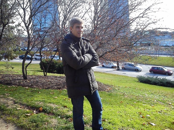 David Ortega frente al solar del centro internacional de convecciones