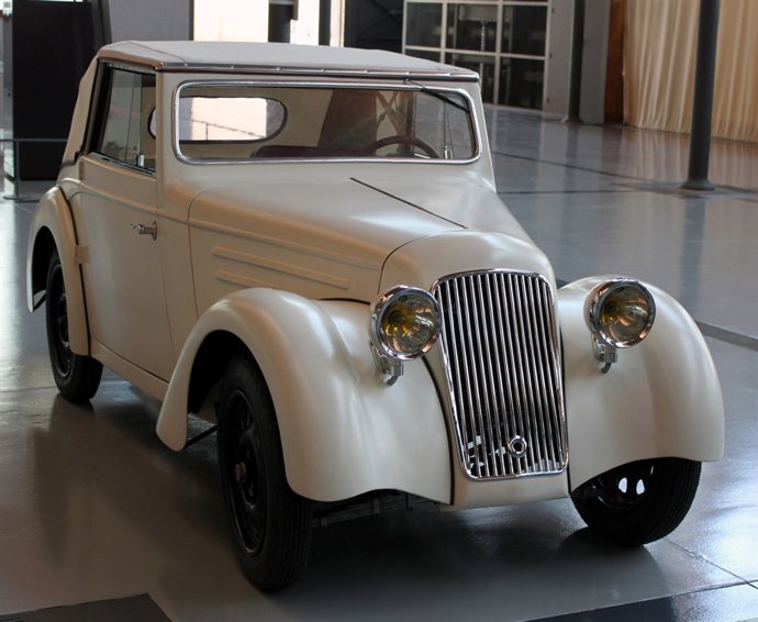 Vehículo, Coche Antiguo