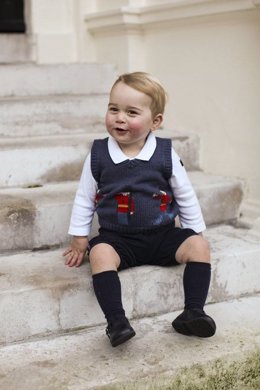 Las primeras fotos navideñas del pequeño príncipe George