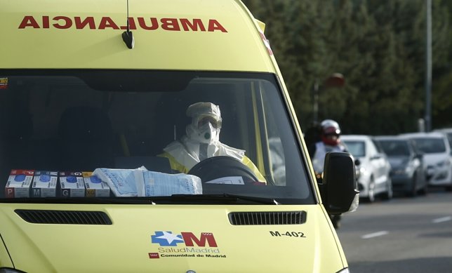 Traslado de la posible infectada por ébola