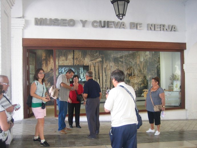 Oficina Cueva de Nerja