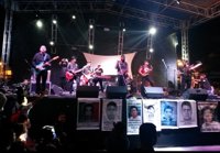 Grupo del concierto por Ayotzinapa dice que policías estaban ebrios