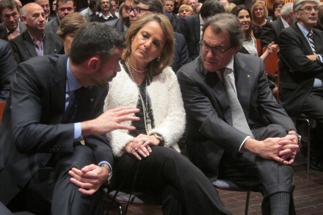 Conseller Santi Vila, Helena Rakosnik, pte.Generalitat Artur Mas