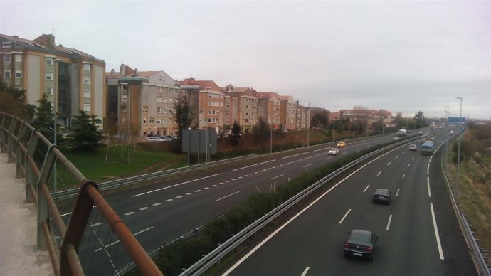 Autovía a su paso por Bezana