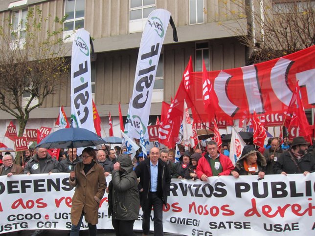 Protesta de la plataforma en defensa de lo servicios públicos.
