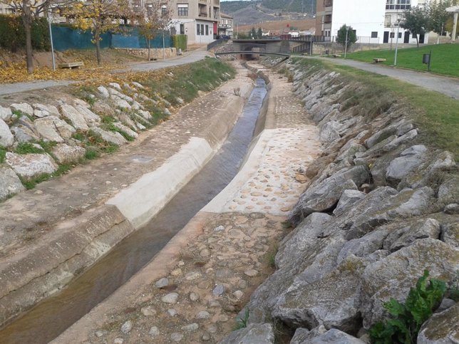 Reparación de márgenes en río de Fuenmayor