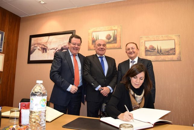 Embajadora de Panamá con Ureña, García-Calzada y Ruiz-Alejos