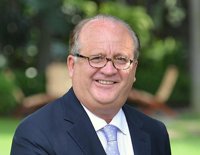 El gobernador de Morelos dice que dos emisarios del narcotráfico trataron de pactar con él