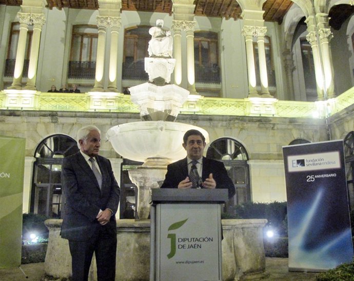 Reyes y Pascual, en el Palacio Provincial de Jaén