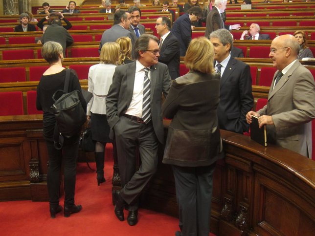 Artur Mas, Francesc Homs, Boi Ruiz y Núria de Gispert en el pleno del Parlament