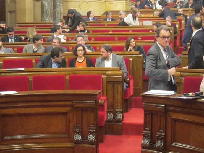 Artur Mas y Oriol Junqueras en el pleno del Parlament