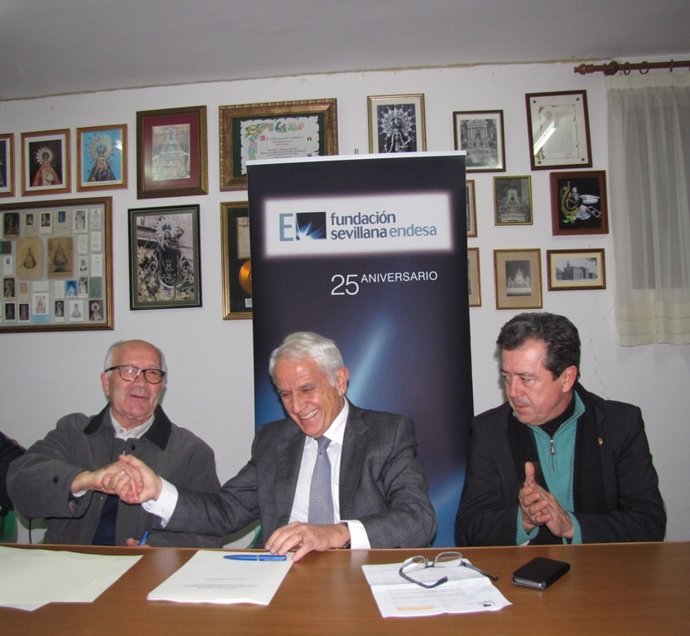 Acuerdo para la iluminación del Santuario de Linarejos, en Linares (Jaén)
