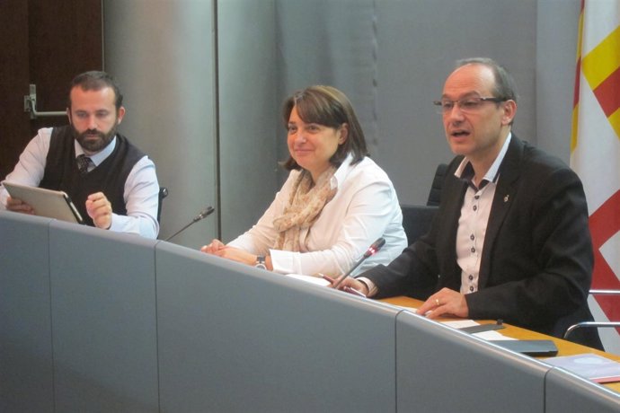 Los concejales barceloneses R. Blasi, S. Recasens (CiU) y G. Espriu (PSC)