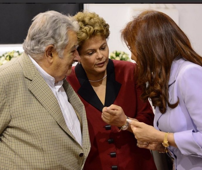 Mujica con Dilma Rousseff y Criistina Fernández en Mercosur
