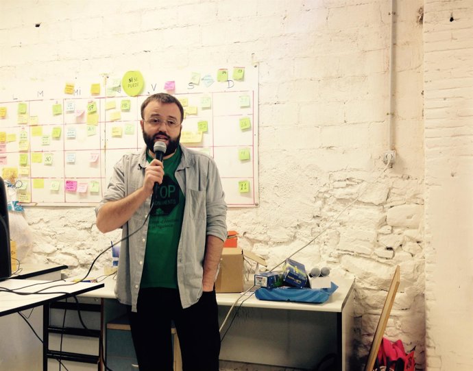 El portavoz de la PAH, Carlos Macías