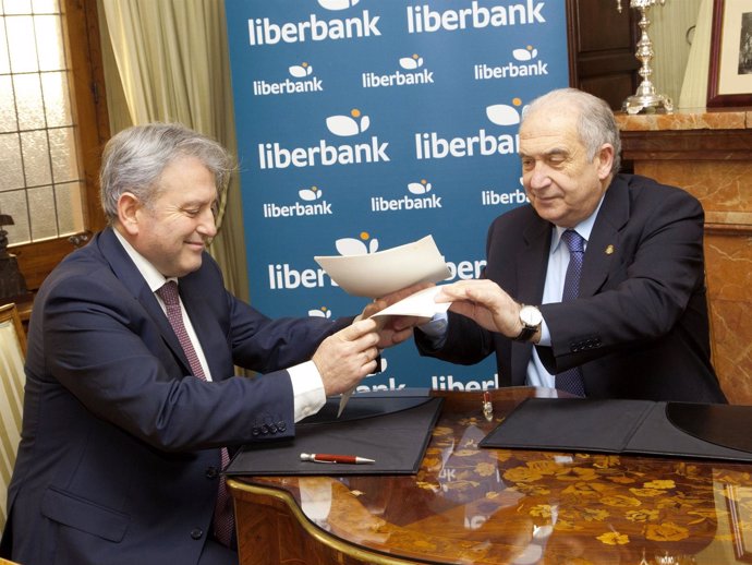 Juan Ignacio Muñiz Rodríguez, Liberbank y Vicente Gotor, Universidad de Oviedo