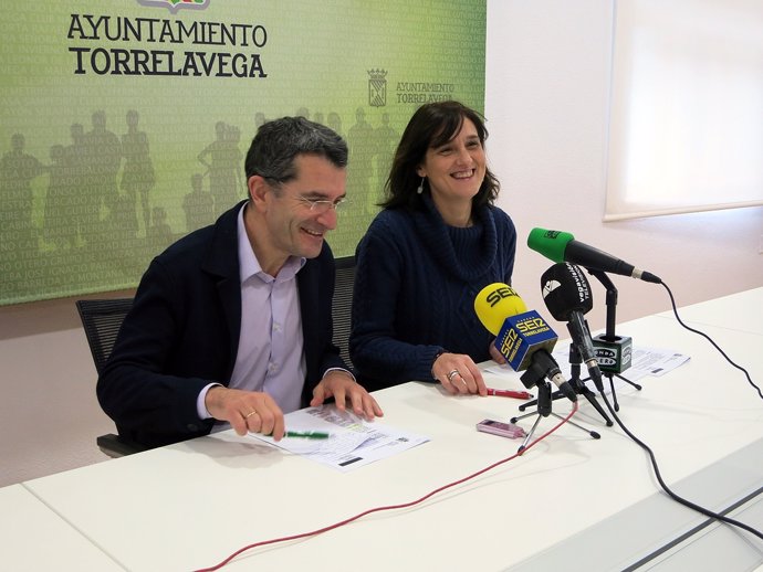 Lidia Ruiz y Pedro Pérez Noriega en rueda de prensa