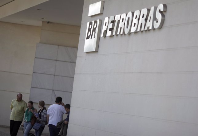 La empresa petrolera estatal brasileña Petrobras.