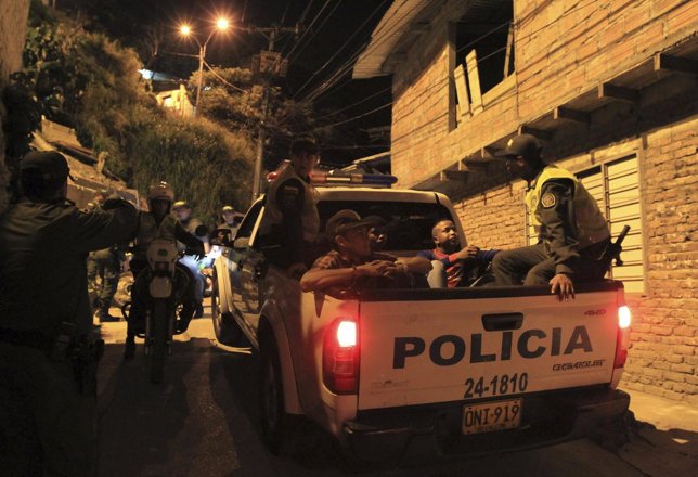 Policía Colombia en Cali