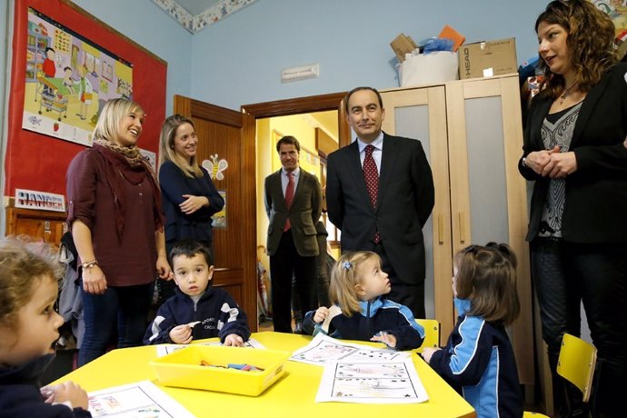 Visita al colegio 'Apostolado Sagrado Corazón' de Ceceñas