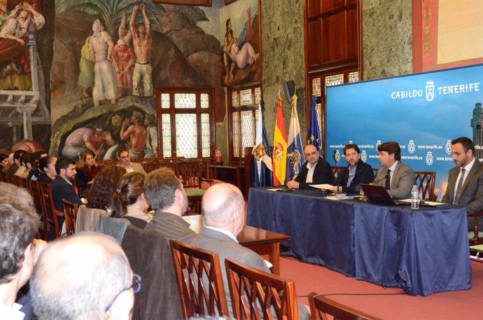 Reunión con los representantes de los ayuntamientos